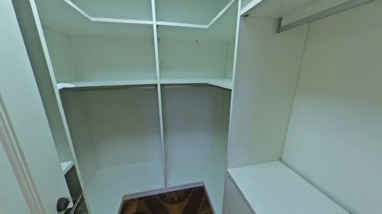 Elegant Garden Residence - View 16