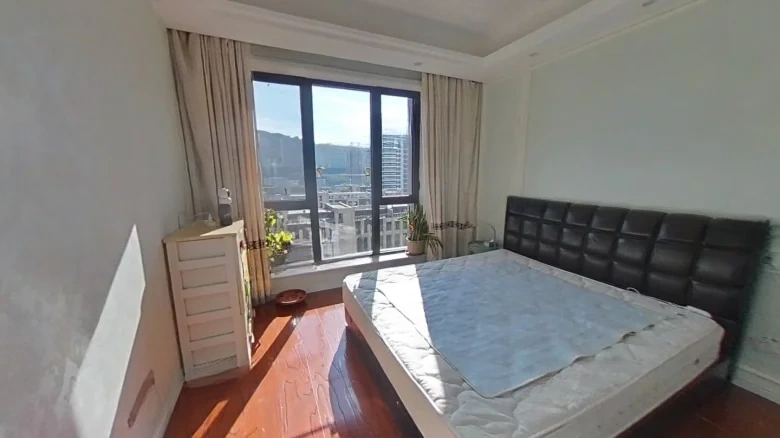 Luhua Crystal Bay Villas - View 2