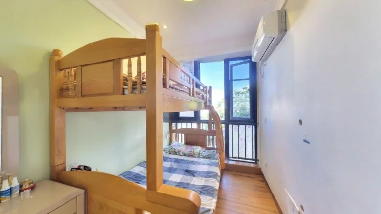 Lugang Creek Mountain - View 4