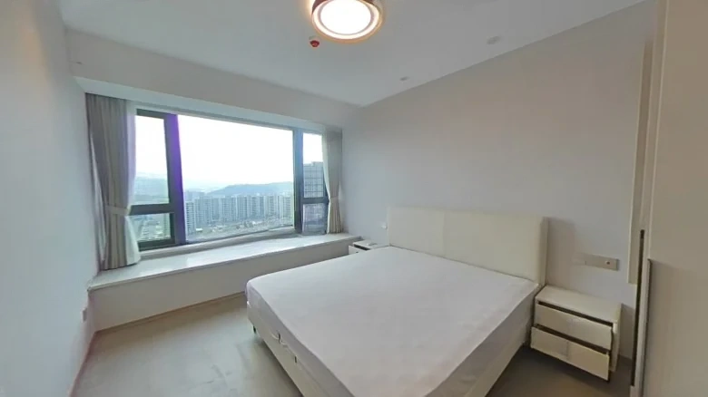 Green城Huaron ConstructionDawn Moon Reflecting Verdanteliness The translation of place or property names often retains some elements in their original form due to lack of direct equivalents or established translations. Therefore, - View 3