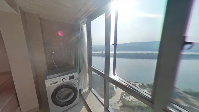 Poly International Plaza - View 10