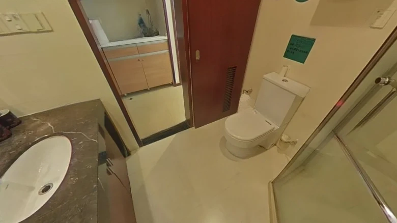 Orient Gold Seat - View 5