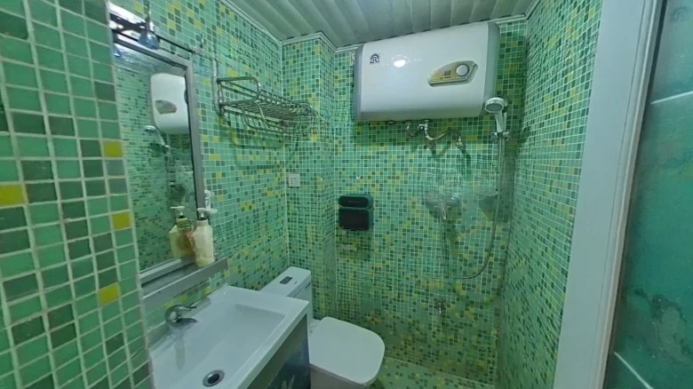 Dragon Gate Heaven下的翻译可以根据上下文有不同的表达，但最常用的直接对应译名是 - View 6