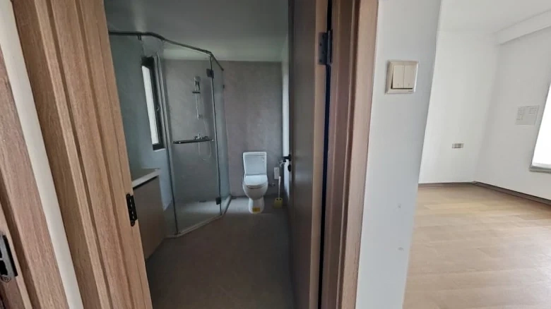 Longhu Risheng Yijing - View 8