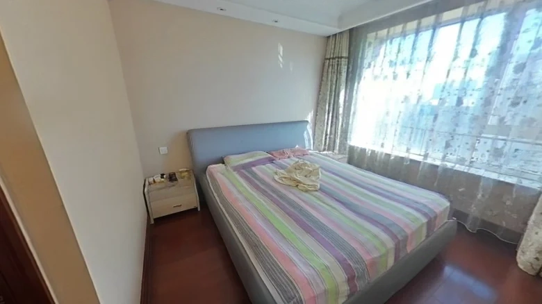 Crescent Manor Huaren - View 2