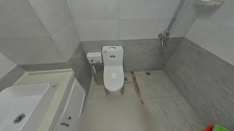 Expatriate Hotel Tower - View 9