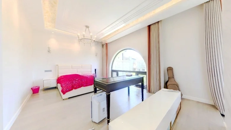 Palo Art Villa - View 3