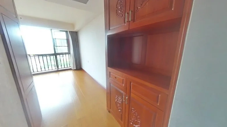 Rural Idyll Verdant Cloud Courtyard - View 5