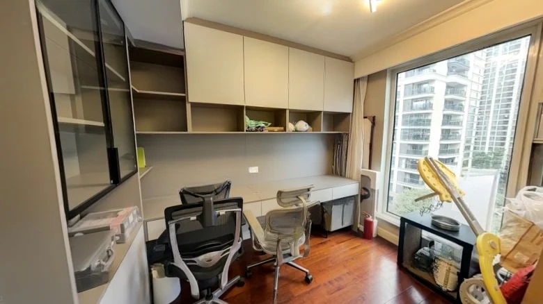 Emerald Pearl Riverfront Garden - View 3