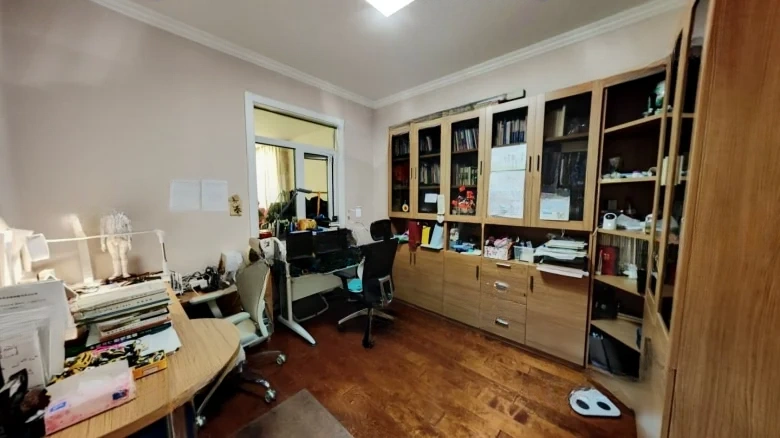 Melin Champagne Town - View 2