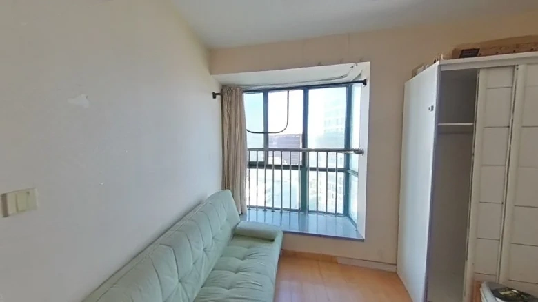 Modern Impression Square - View 3