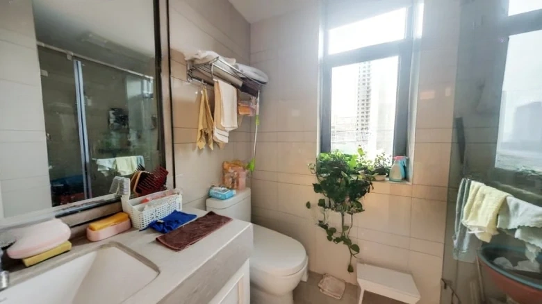 Academy One Courtyard - View 9