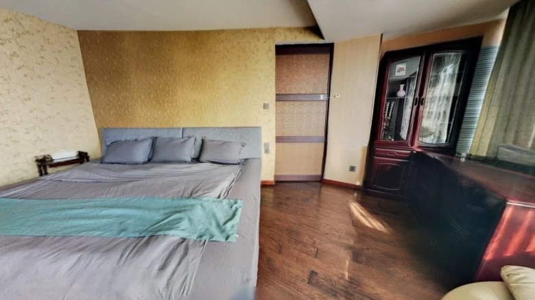 Dongli Building - View 2