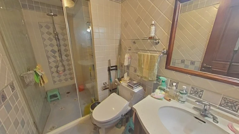 Hyatt Center - View 7