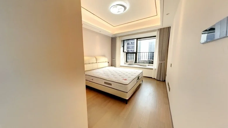 Jiangyuan Riverside Avenue - View 2