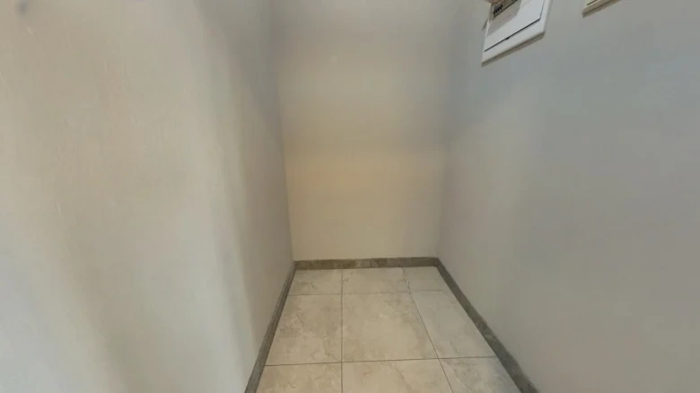 Elegant Ode of Gentle Breeze - View 14