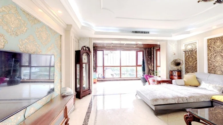 Peninsula Mansion - View 5