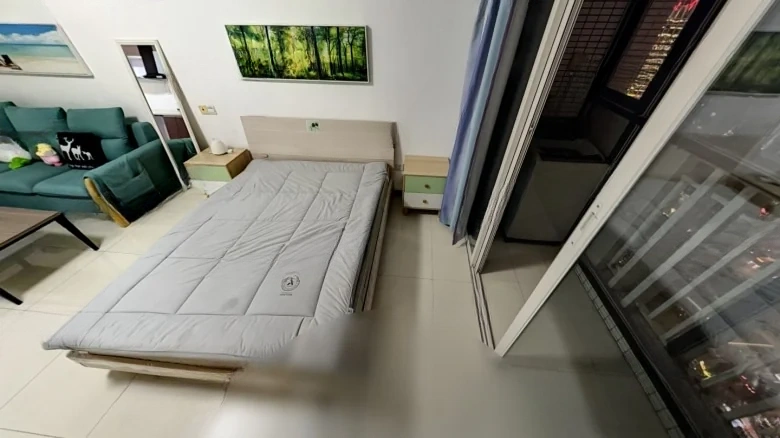 ETong Tower - View 3