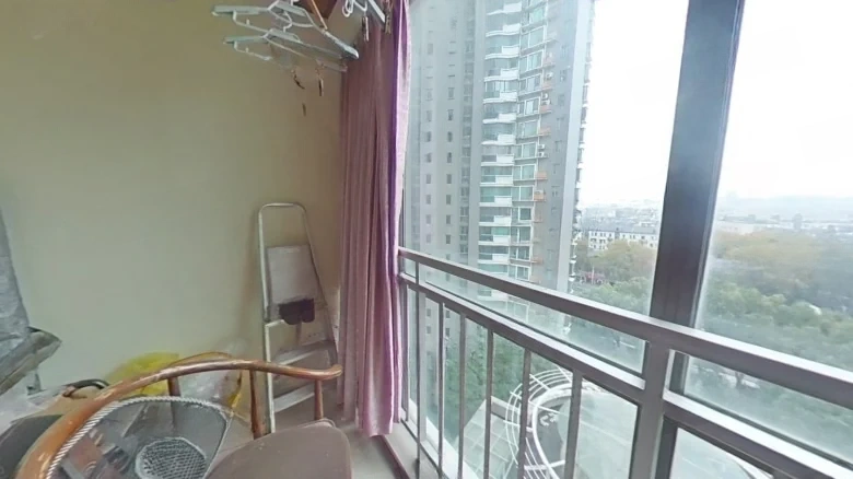 Left Riverview Gracefulness - View 11