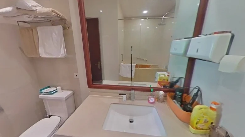 Orient Gate - View 5