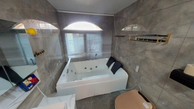 Zhonghai Camphor Villa - View 16