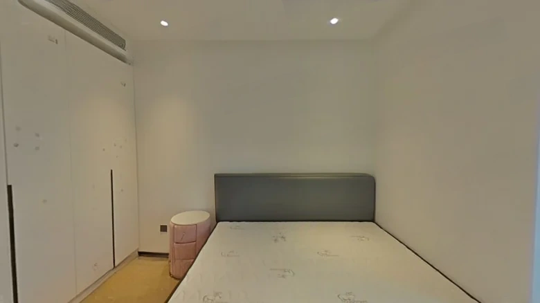 92 Euro Street - View 2