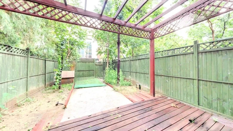 Glory of Heaven Below, Phase One - View 23