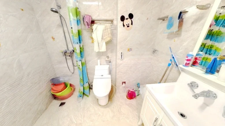 Peninsula Mansion - View 9