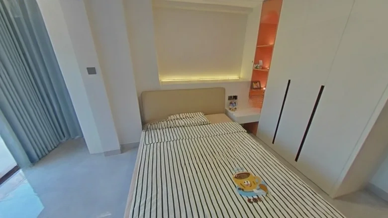 New View International Bund - View 2