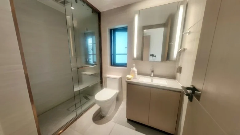 Nessus Island U6 - View 4