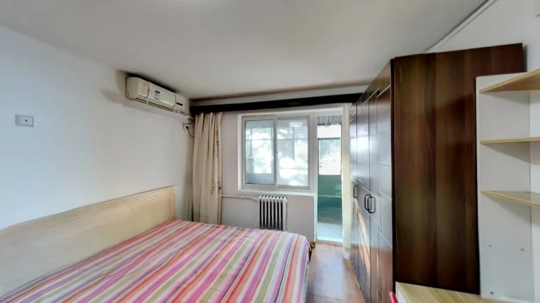 Yonganli Middle Street - View 2