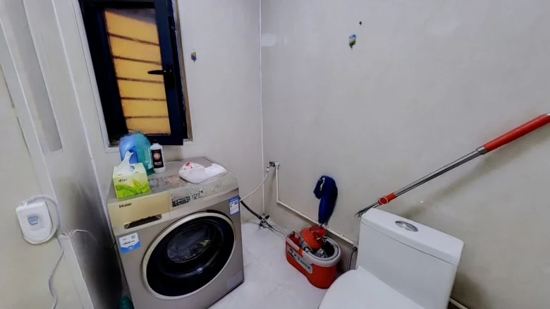 Lakeside Mandarin Court - View 9