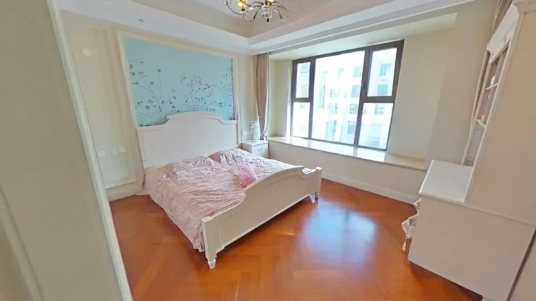 Bordeaux Town Miniature - View 3