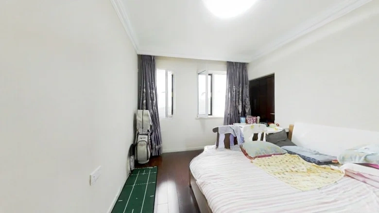 Vanke Half Mountain Half Sea Development - View 2