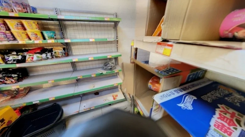 Deep Blue Apartments - View 8