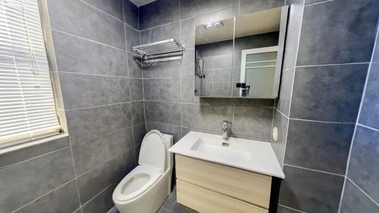 Purple Sandalwood - View 8