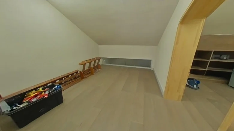 Saintyx Bay, Xiao Ping Island - View 23