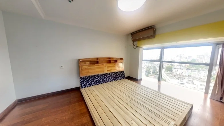 Bright Lake Plaza - View 2