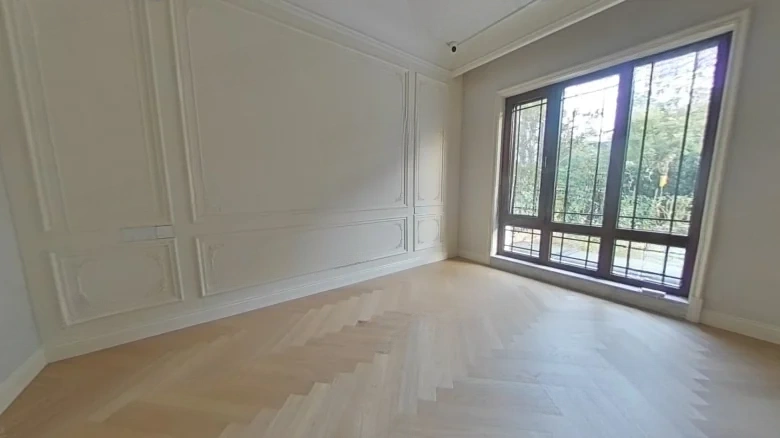 Green City·Imperial River Courtyard - View 4