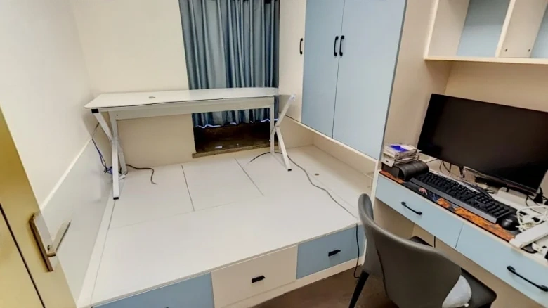 Poly Pearl Cloud - View 3