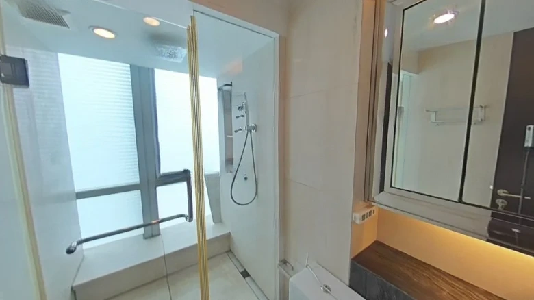 Hyatt Center - View 9