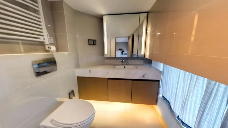 Majestic Gold Throne - View 11