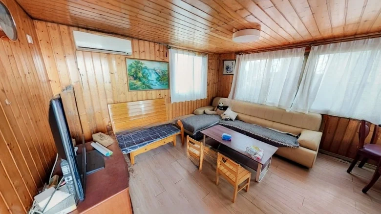 Nationality Road - View 4