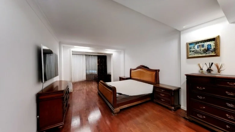 Windsor Avenue - View 3