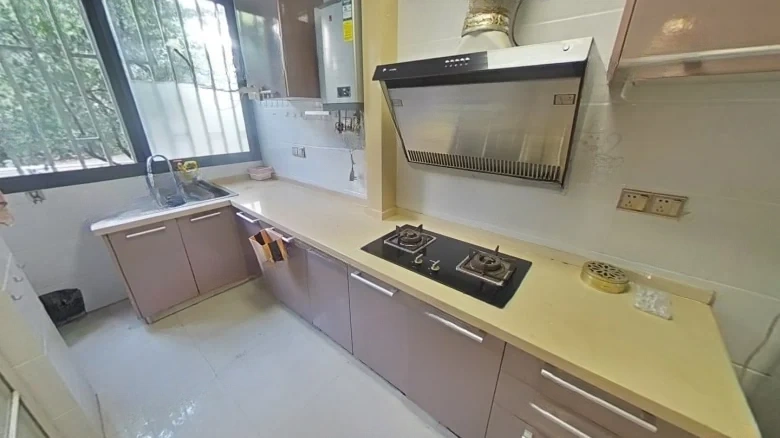 Dragon Might Tea Courtyard - View 6