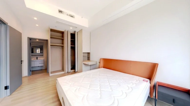 Lakeside Tangning One - View 3