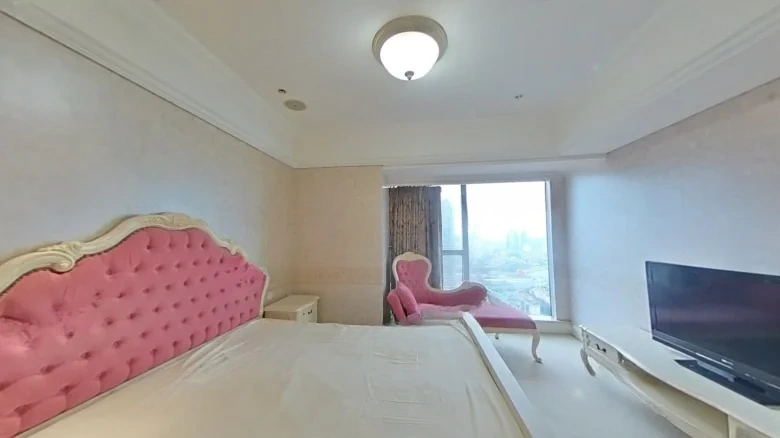 East Sea Road 9号注：在翻译中，“号”通常保留不变，因为它有特定的地址含义。如果需要完全西化的表达，可以进一步处理为“NO. 9 East Sea Road”。根据要求只返回翻译文本的原则，此处仅提供前一部分翻译 - View 6