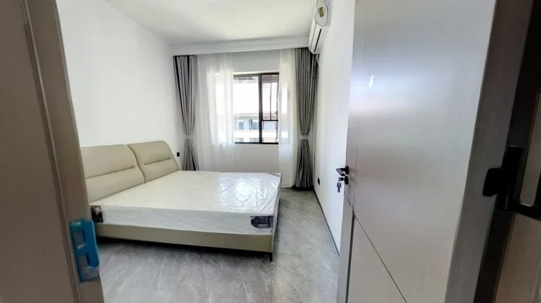 Zhengrong Riverside Purple Mansion Terrace - View 2