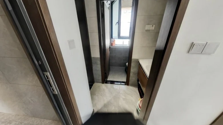 Vanke Metropolis - View 13