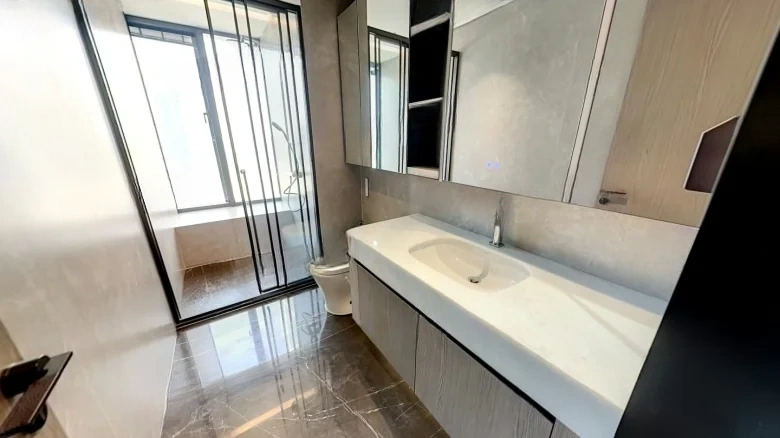 Payzhou Yue - View 12